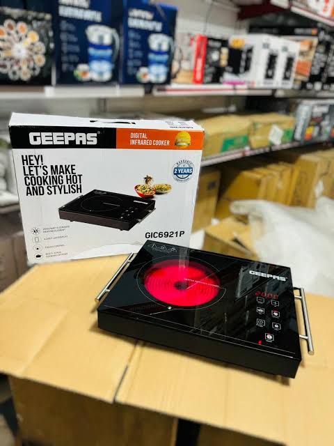 Geepas Digital hot plate Infrared Cooker 6921